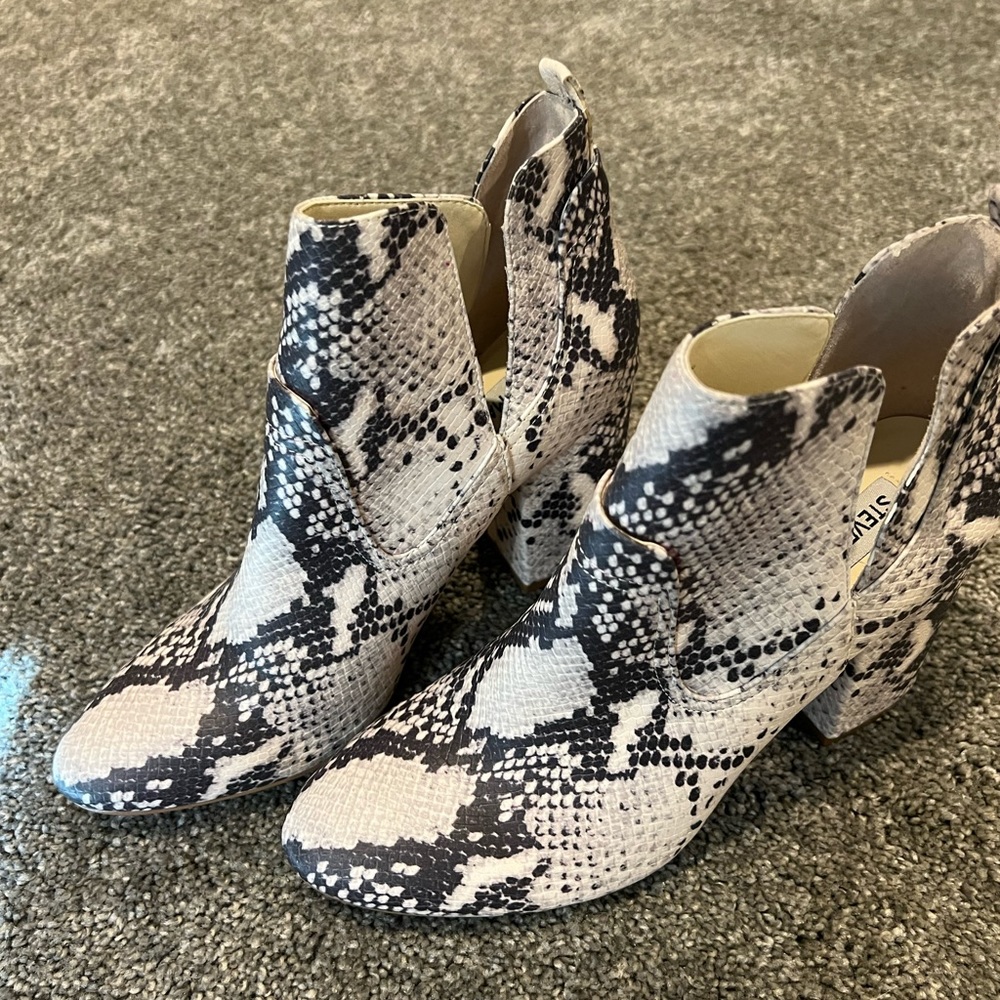 Steve Madden Black and White Snake Print Ankle Boots